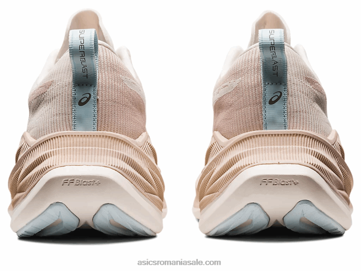 Asics crem/bej mineral superblast ZF4647