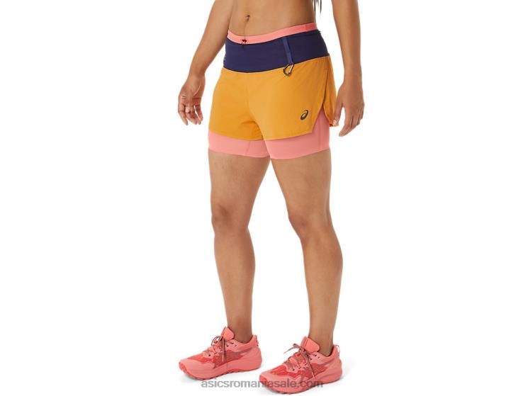 Asics furtuna de nisip/papaya fujitrail 2-n-1 scurt pentru femei ZF4642537