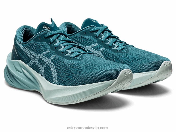 Asics pin cețos/albastru fum novablast 3 ZF4642884