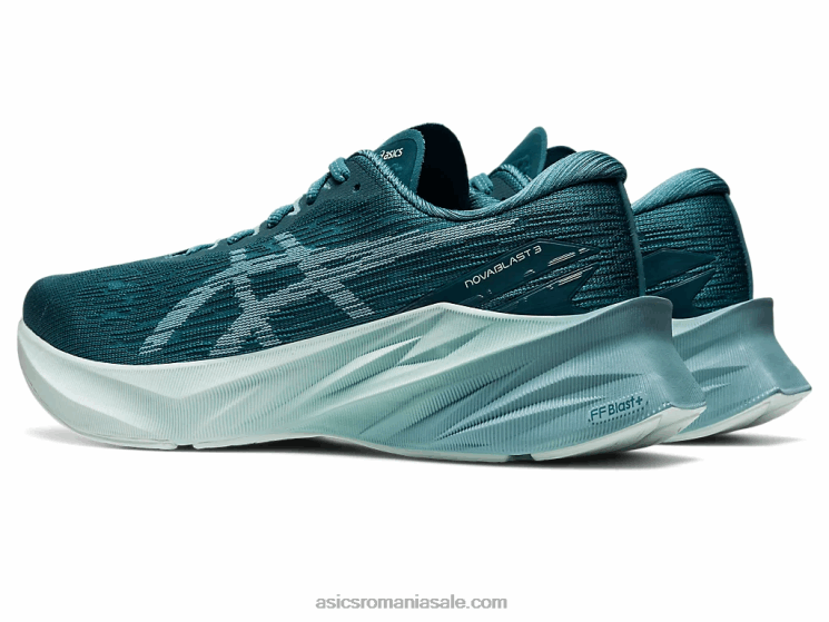 Asics pin cețos/albastru fum novablast 3 ZF4642884