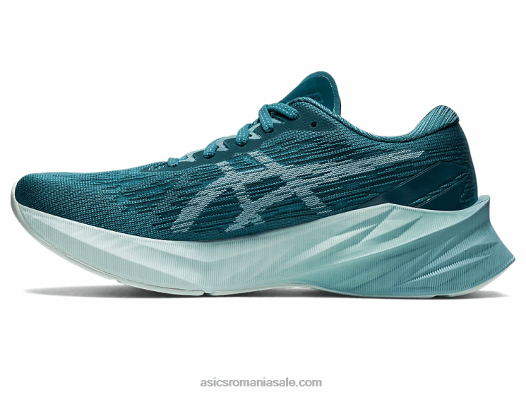 Asics pin cețos/albastru fum novablast 3 ZF4642884